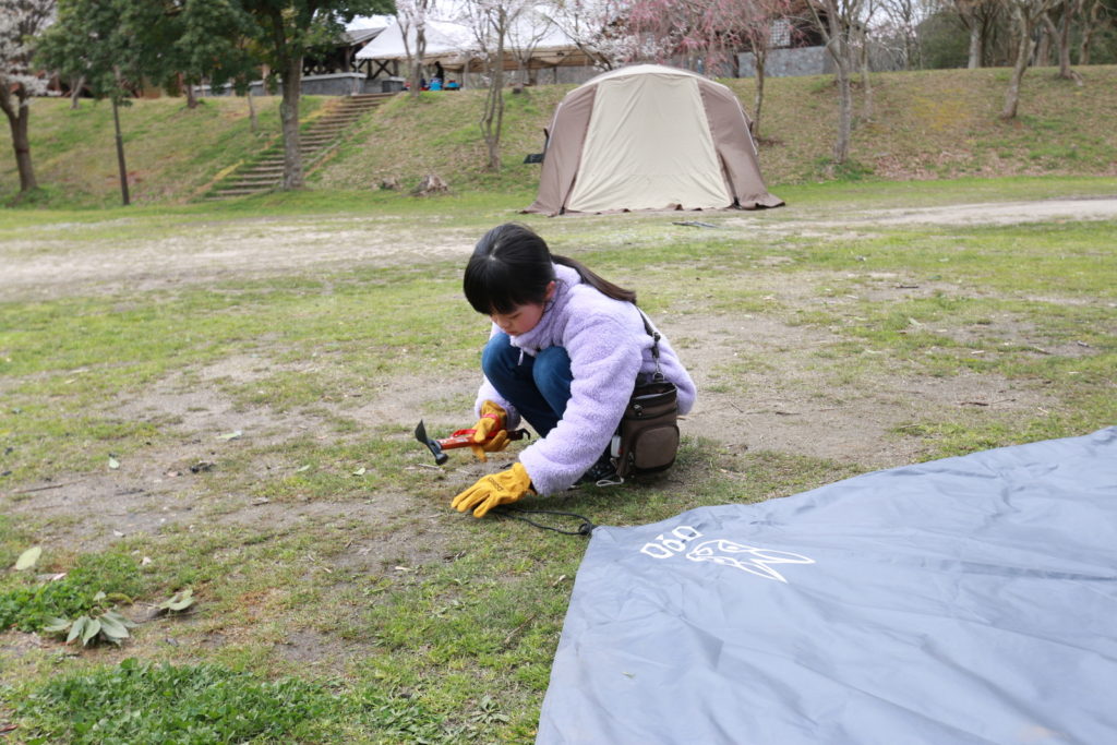 テント設営