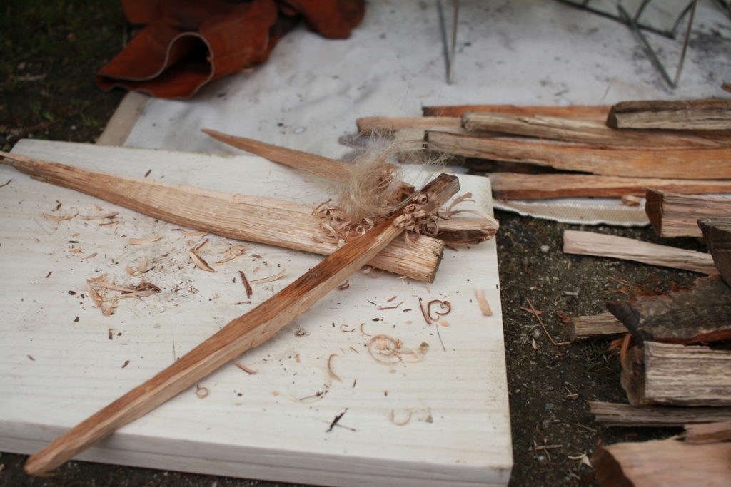 フェザースティック