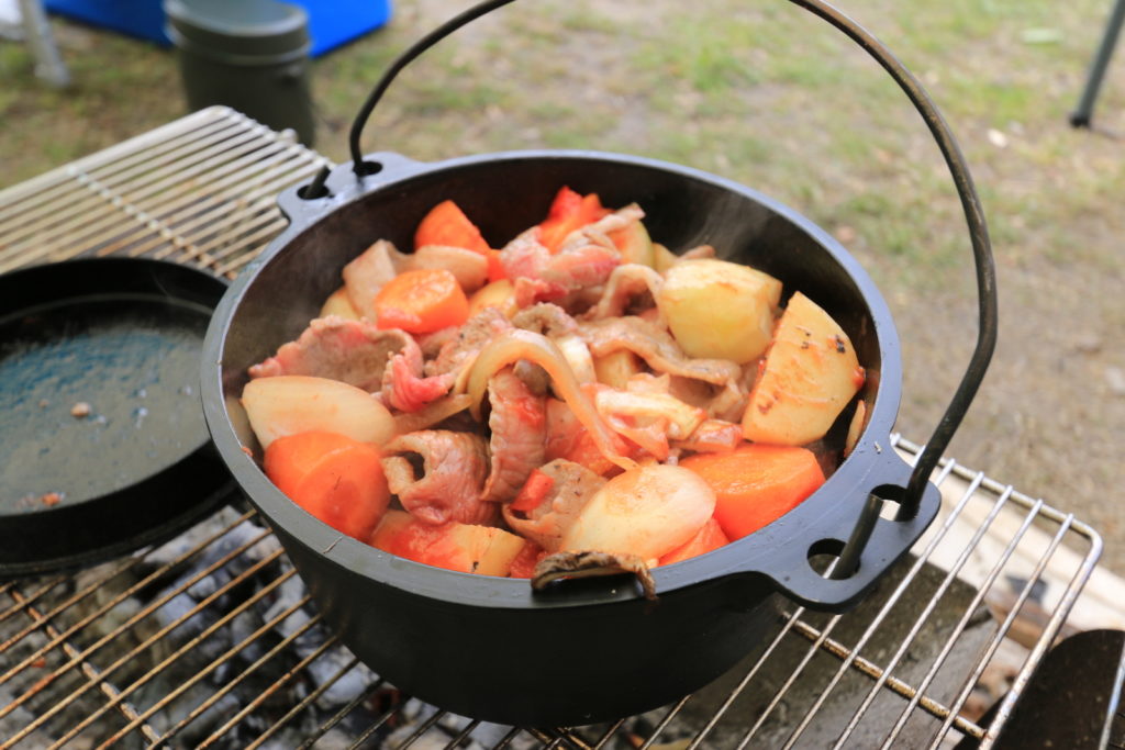 無水カレーが水なしカレーに